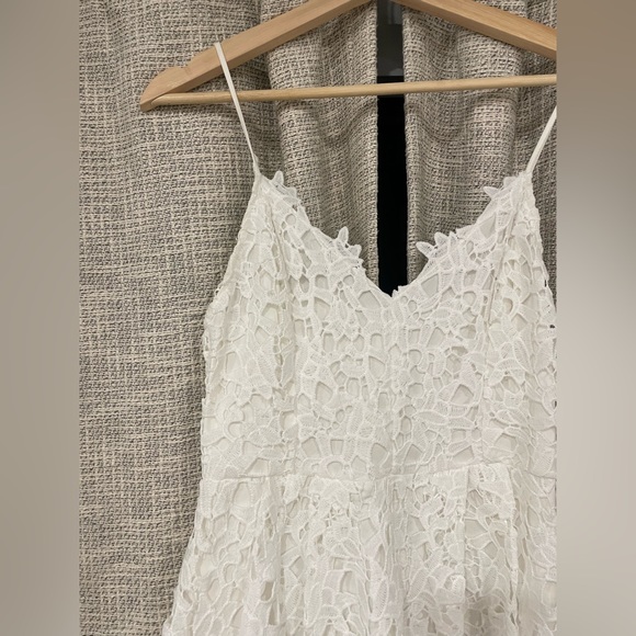 ATSR THE LABEL white dress - Picture 4 of 5